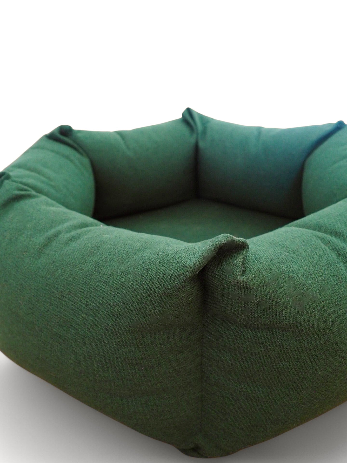 The Nest - Dog Bed Pine Green